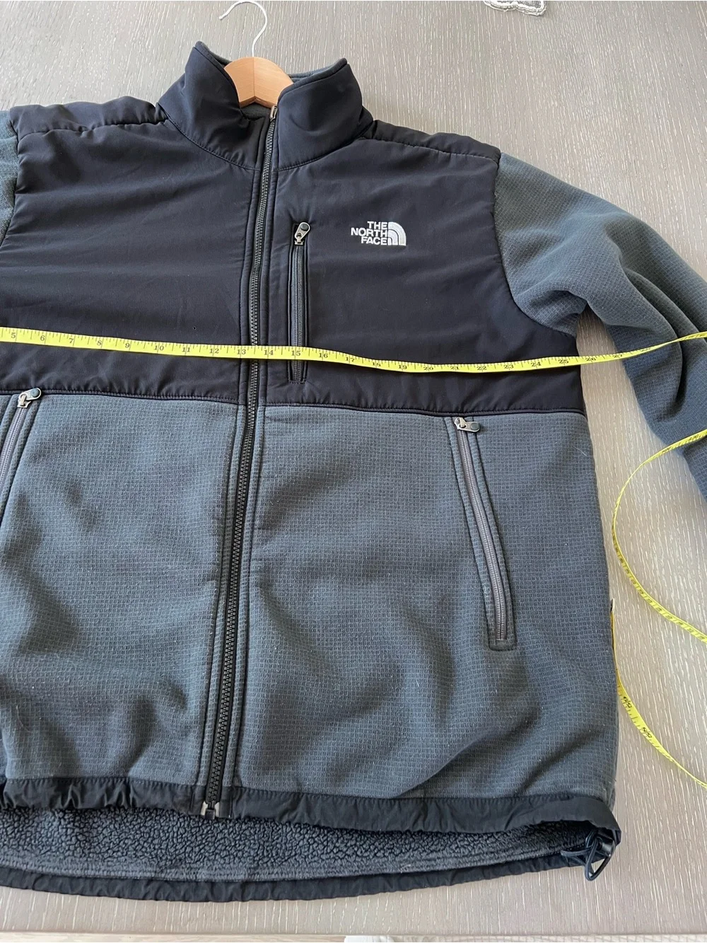 The North Face Men's Black and Gray Softshell Fleece Vintage Jacket XL-T